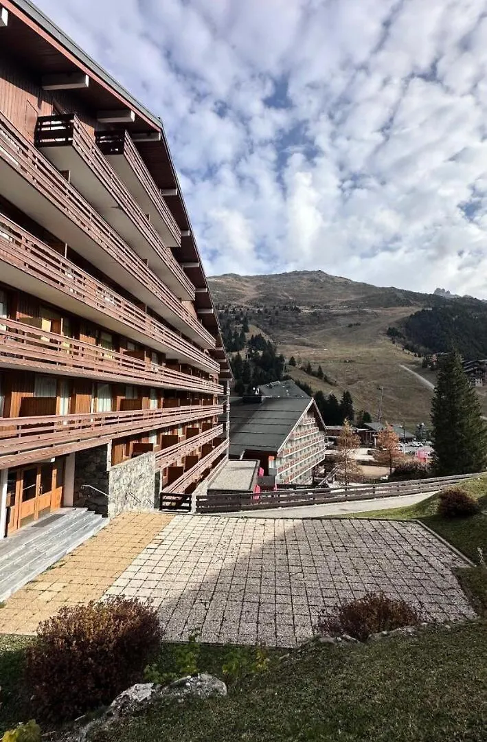 Residence Plein Soleil - Lumineux, Ski-In, Ski-Out, Location Ideal Mae-3731 Les Allues 0*,
